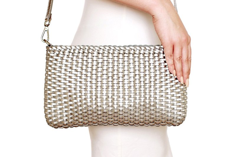 Leather bag, silver bag, womens silver bag, silver crossbody, silver braided bag - 手提包/手提袋 - 真皮 银色