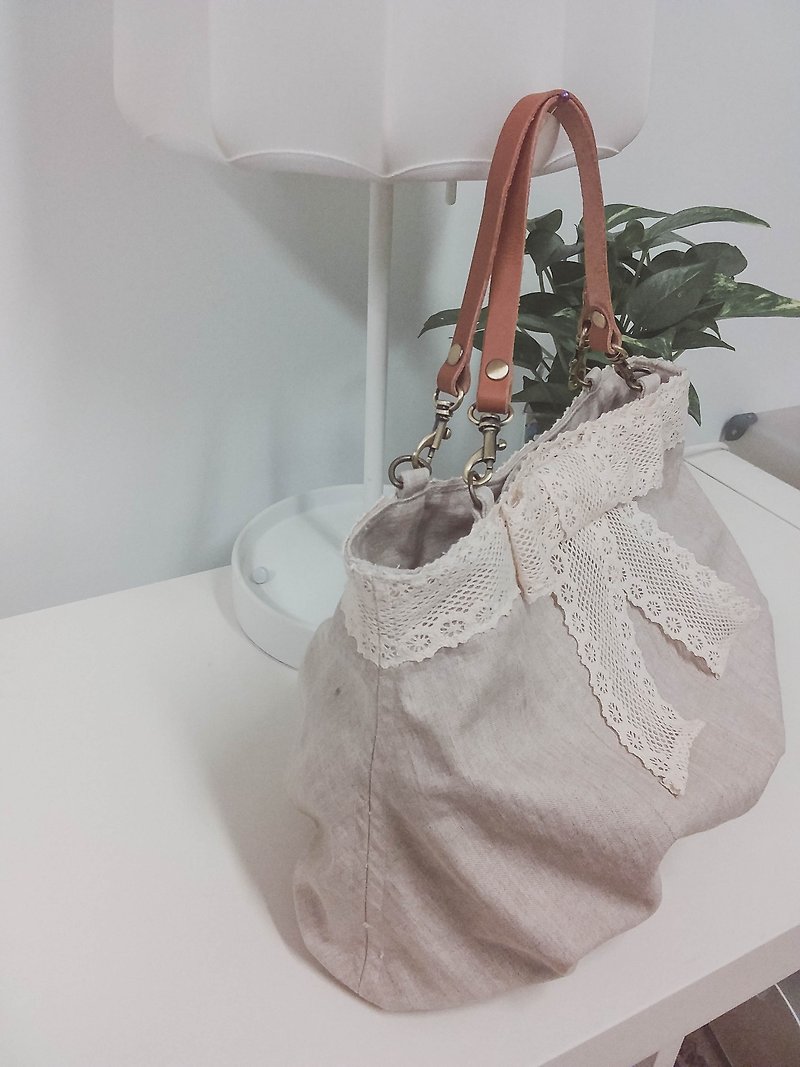 CARLOTT Classic Lace Handbag / Handmade / EB-621 - 手提包/手提袋 - 亚麻 