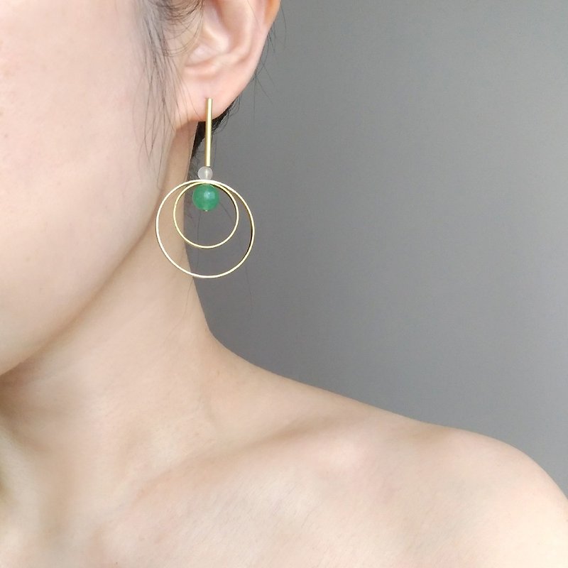 e046-转动2-黄铜绿东菱石 针式夹式耳环 - 耳环/耳夹 - 宝石 绿色