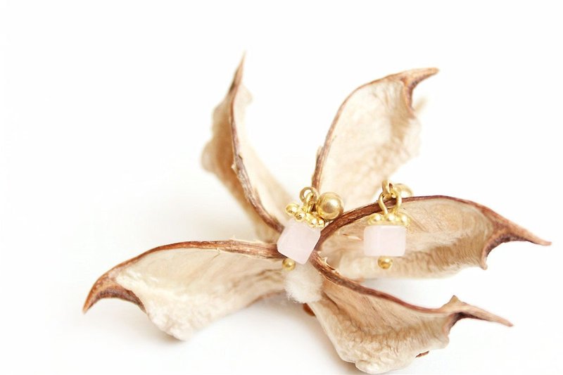 【UNA-优娜手作】粉晶甜心小方块 - 钢针式 黄铜 天然宝石 定制化 - 耳环/耳夹 - 宝石 多色