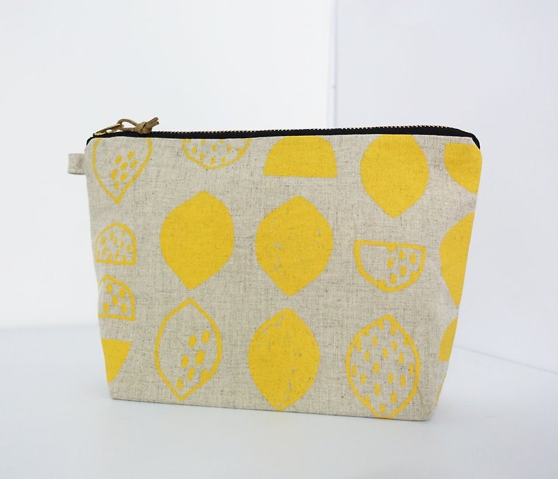 手工绢印 大容量收纳包 柠檬  - 手拿包 - 棉．麻 黄色
