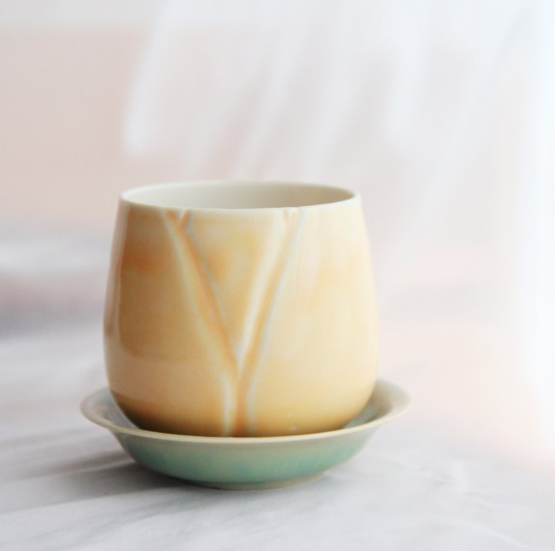 Blooming郁金香手作陶瓷咖啡杯连底碟套装 - 向日葵黄 - 香港制造 - 咖啡杯/马克杯 - 瓷 黄色