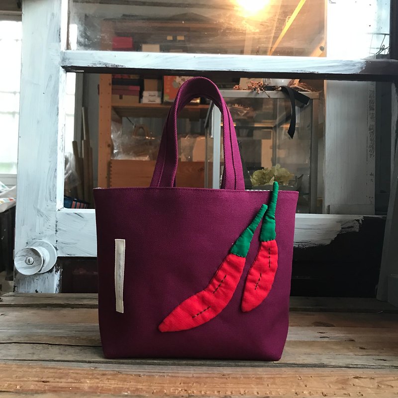 红辣椒手提袋/紫红底 - 手提包/手提袋 - 棉．麻 红色