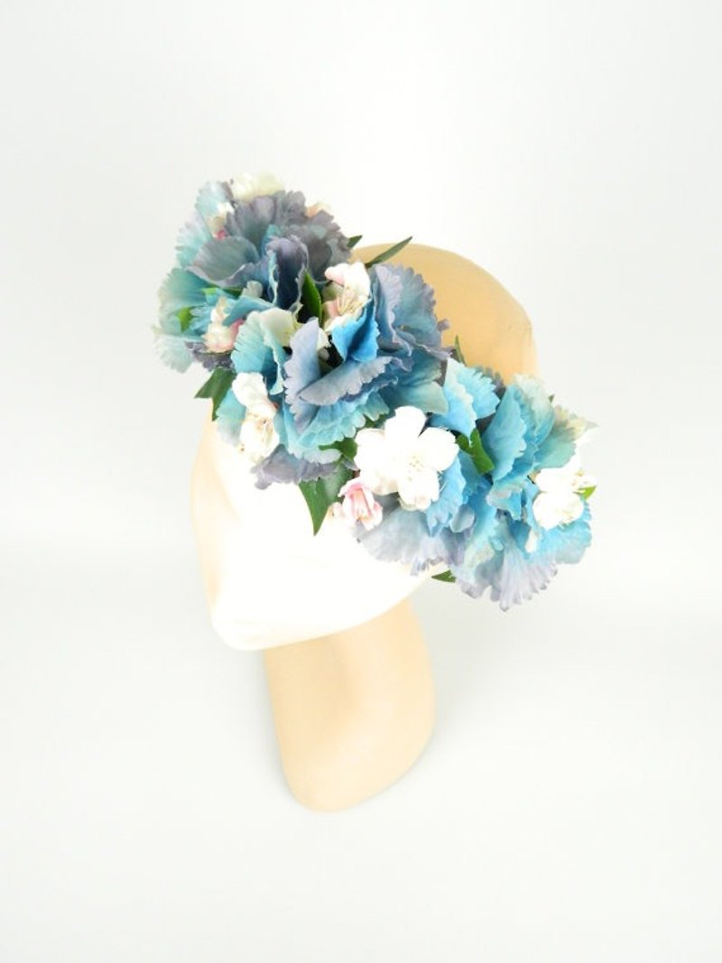 Flower Crown Boho Garland Bridal Headpiece in Pastel Colours with Silk Flowers in Blue, White and Foliage Spring and Summer Hair Accessory - 发饰 - 其他材质 蓝色