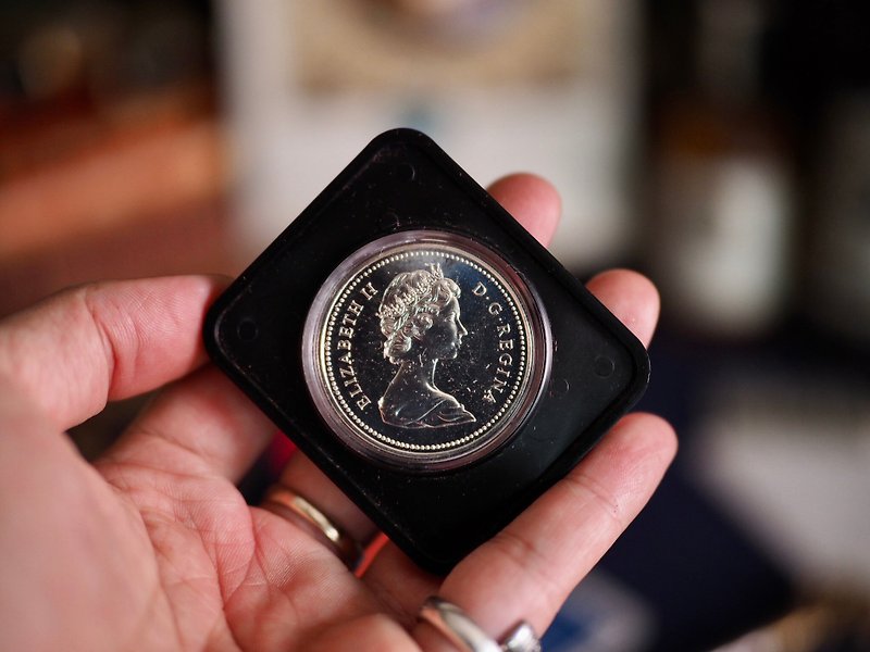 小铺30年的钱币收藏 - 加拿大百年纪念精铸币
