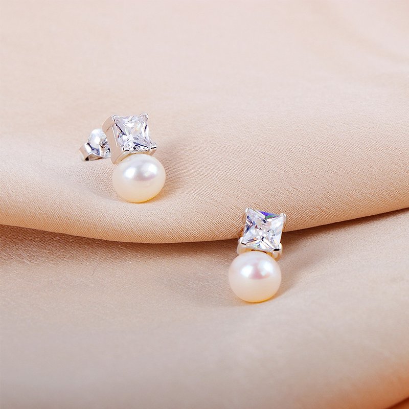 Real Freshwater Pearl and Princess Cut CZ Drop Earrings In Pure 925 Sterling Sil - 耳环/耳夹 - 珍珠 白色