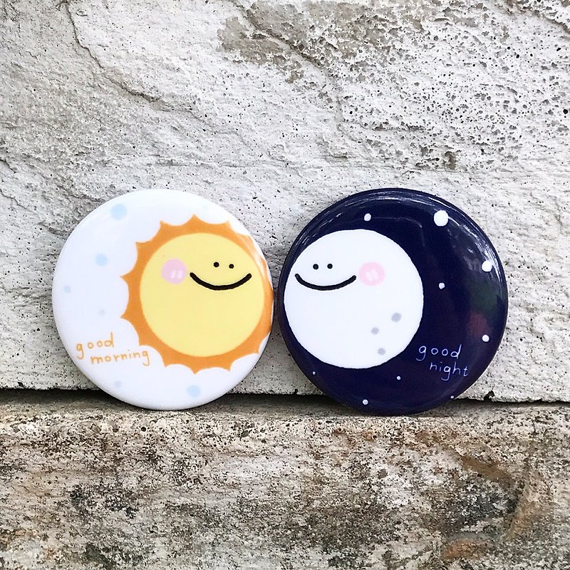 当你的太阳与月亮 / 小徽章(2入) - 徽章/别针 - 塑料 多色