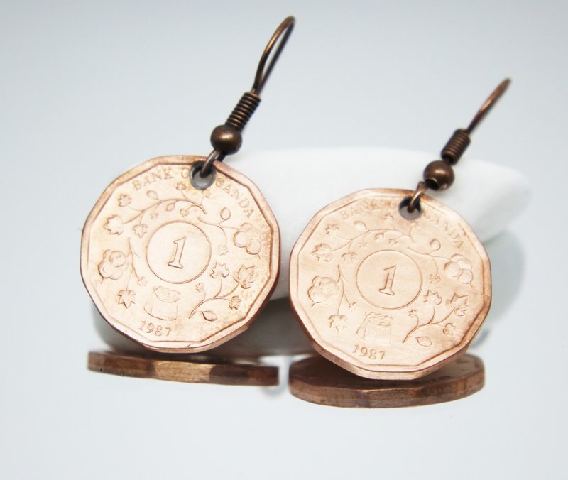 Coin Hoop Earrings Coin Drop Earrings Tiny Coin Earrings Mini Coin Earrings - 耳环/耳夹 - 其他金属 