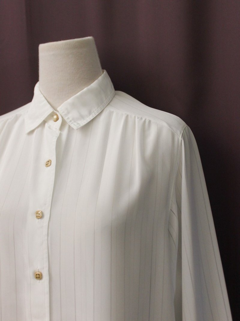 复古日本制典雅简约清新条纹宽松白色长袖古着衬衫Vintage Blouse - 女装衬衫 - 聚酯纤维 白色