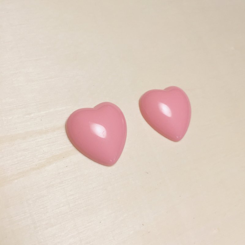 复古深粉红爱心耳环耳夹 - 耳环/耳夹 - 树脂 粉红色