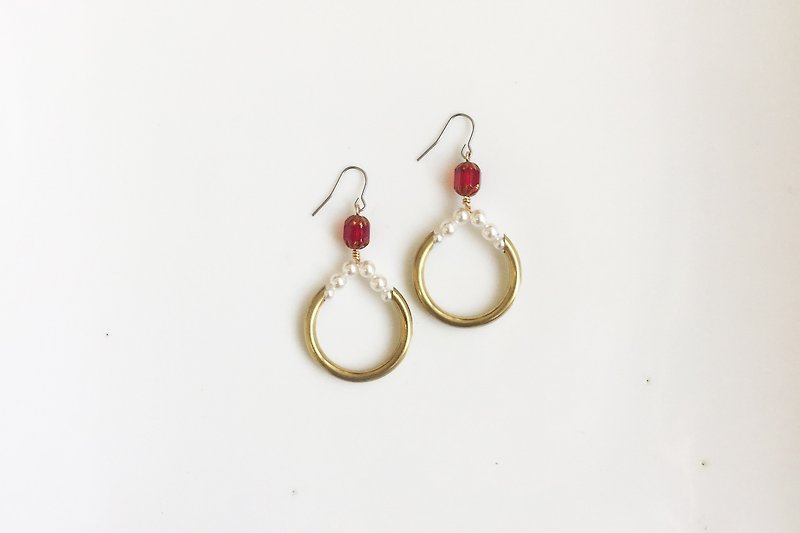 扣住你 珍珠黄铜玻璃珠造型耳环 - 耳环/耳夹 - 宝石 红色