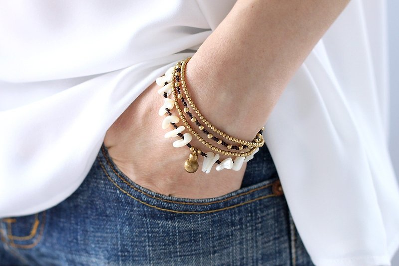 珍珠黄铜链手链编织串珠 - 手链/手环 - 其他金属 金色