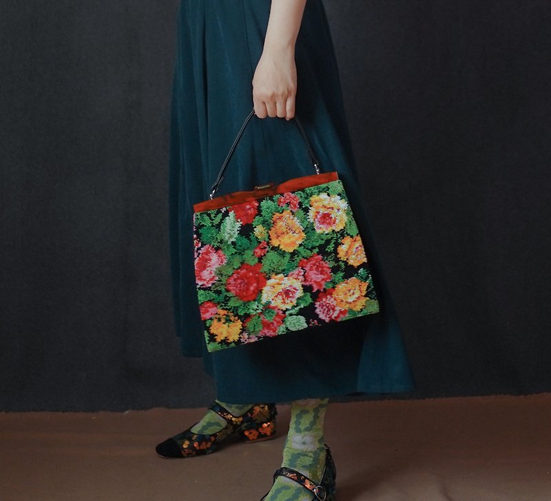 花卉绒感口金包中古包vintage古董包母亲节 礼物 - 手提包/手提袋 - 其他材质 多色