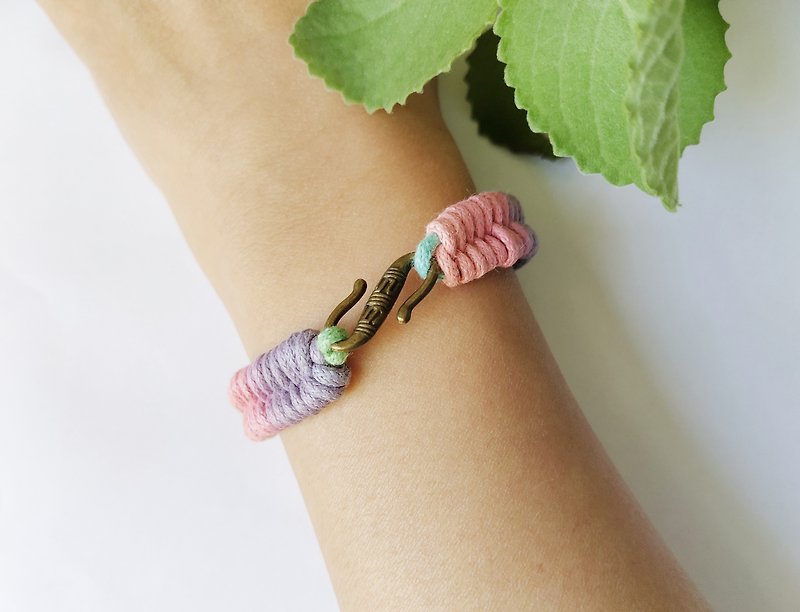 手工编织Rainbow彩虹手环 - 手链/手环 - 其他材质 多色