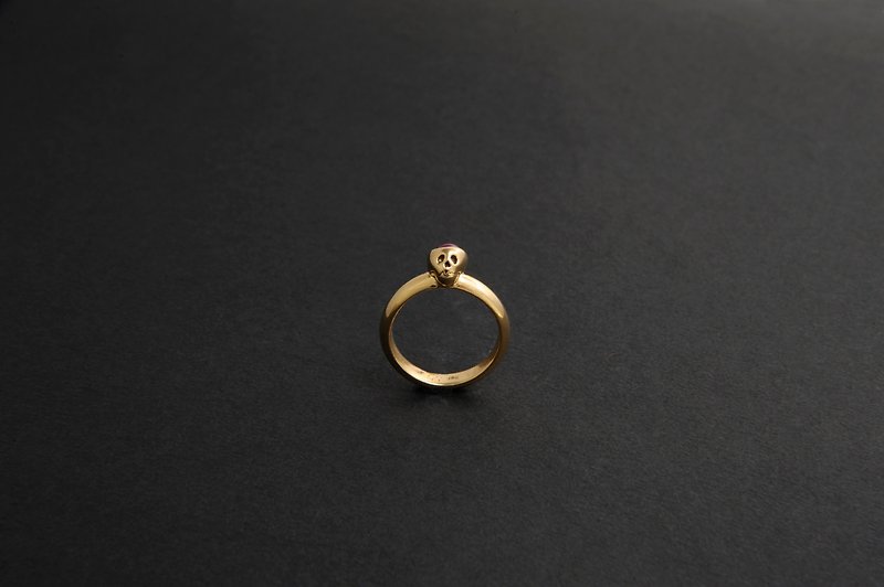 18K黄金 天然红宝石 骷髅戒指 SKULL RING - 戒指 - 其他金属 黄色