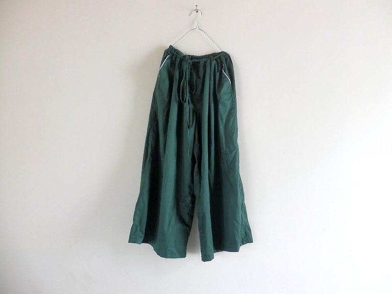 グリーン/紐で絞って調節するワイドパンツ - 女装长裤 - 棉．麻 绿色