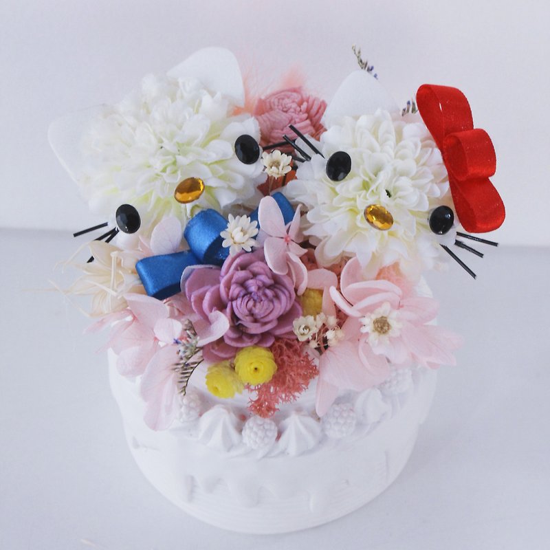 Hello Kitty 双层蛋糕花 - 摆饰 - 植物．花 粉红色