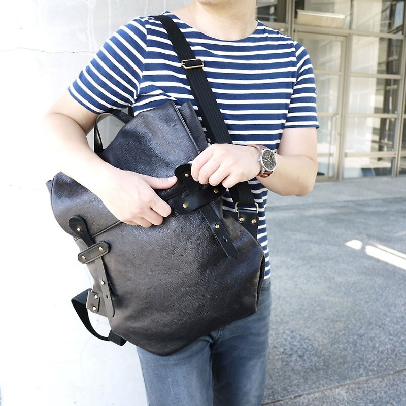 都会旅行·设计师款个性植鞣牛皮后背包Made in Japan by SUOLO - 后背包/双肩包 - 真皮 