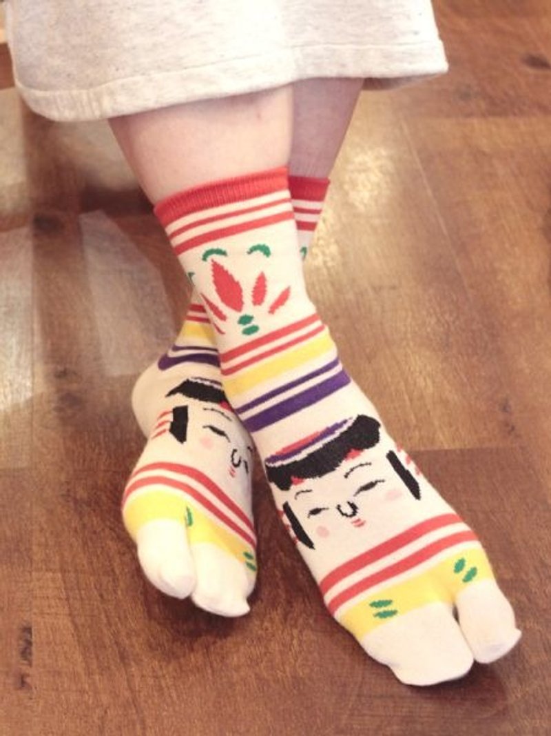 【预购中】✱小木偶两指袜✱(中等长度 女袜) - 袜子 - 棉．麻 多色