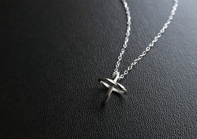 十字架 女款项链 925纯银 - 项链 - 纯银 多色