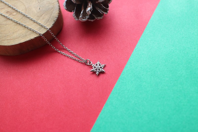【圣诞限定】-银色雪花 不锈钢项链 - 项链 - 铜/黄铜 银色