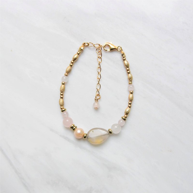 【璀璨日光】 粉水晶黄铜手链 - 手链/手环 - 宝石 粉红色