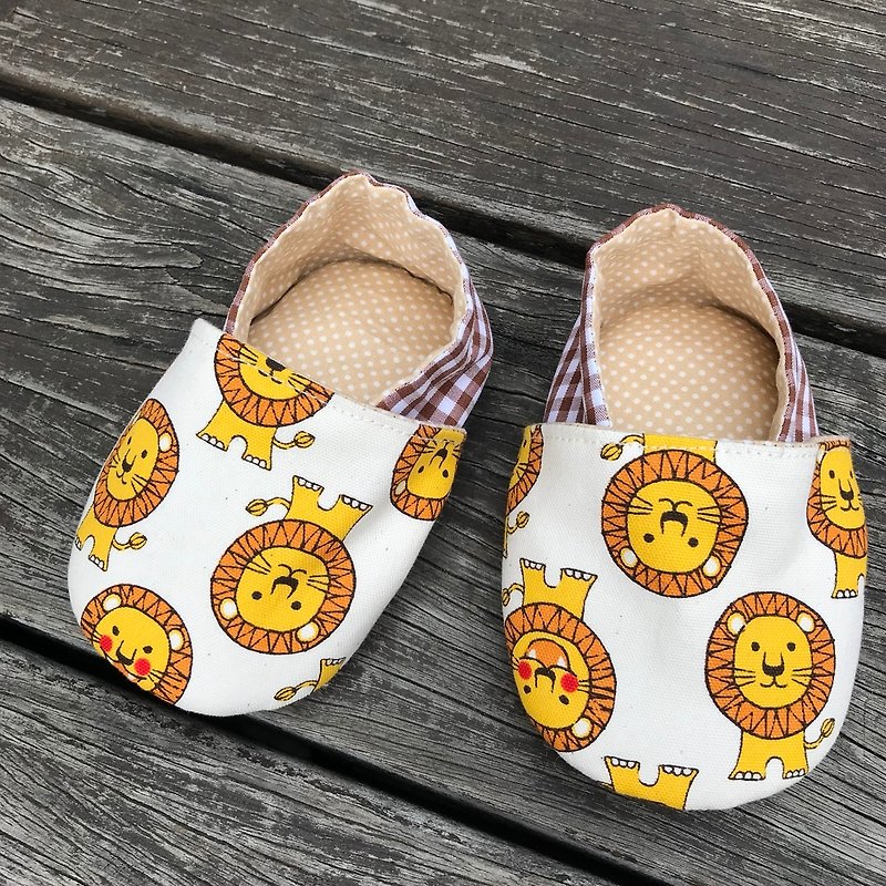 超可爱小狮子<学步鞋.婴儿鞋>手工鞋 - 童装鞋 - 棉．麻 咖啡色