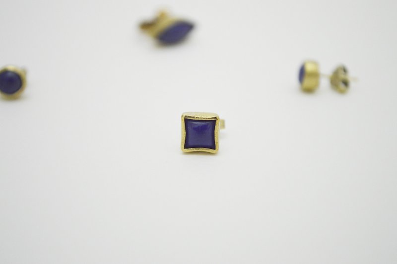 简单小石系列-青金石·正方形·黄铜耳钉 - 耳环/耳夹 - 其他金属 蓝色