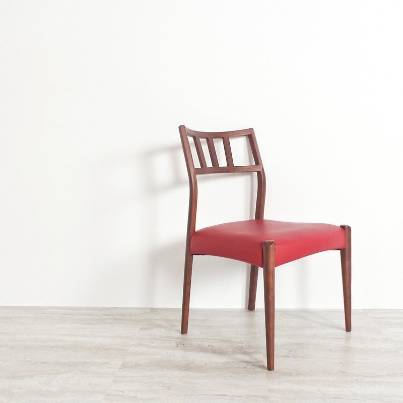 北欧复古 橡木实木 胡桃色皮餐椅 - 椅子/沙发 - 木头 黑色