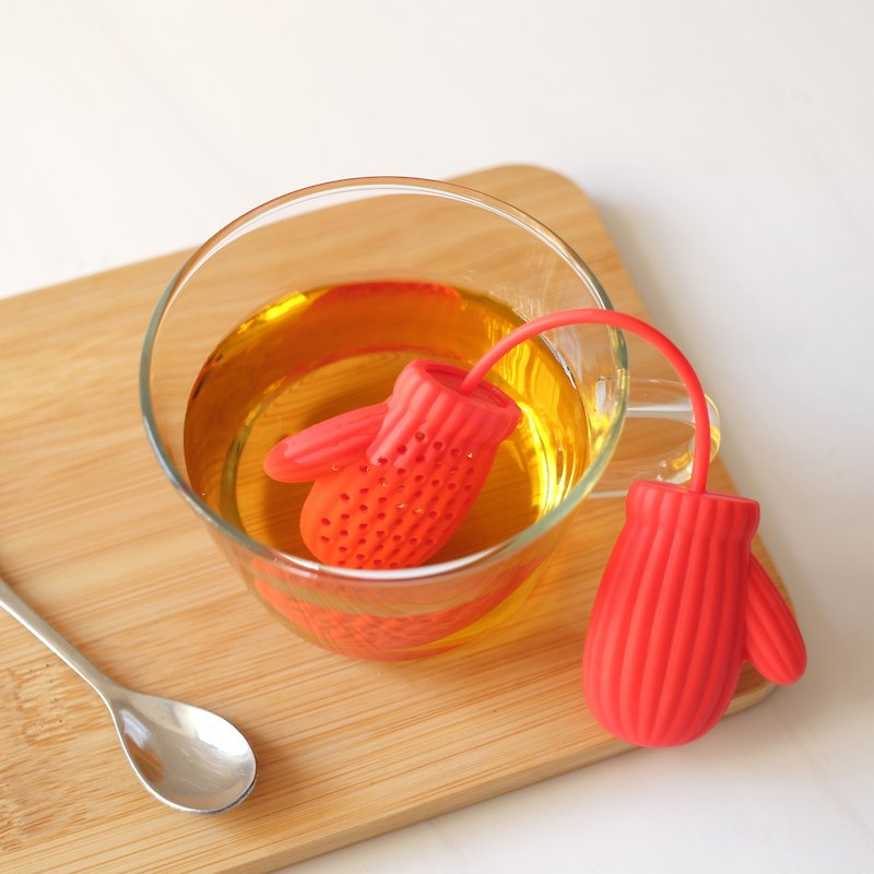 温暖小手 - 泡茶器 │ 茶具 / 杯饰 / 茶叶 - 茶具/茶杯 - 硅胶 红色