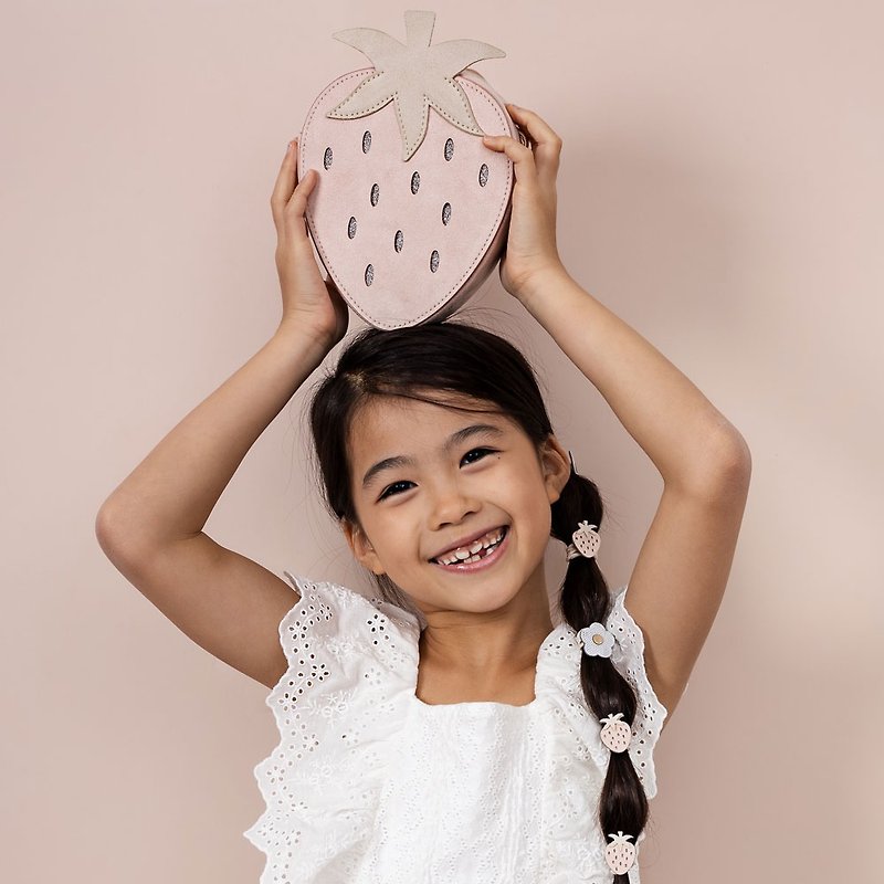 英国Mimi & Lula SS24_郁金香花季_粉嫩草莓造型侧背包 - 婴儿饰品 - 聚酯纤维 