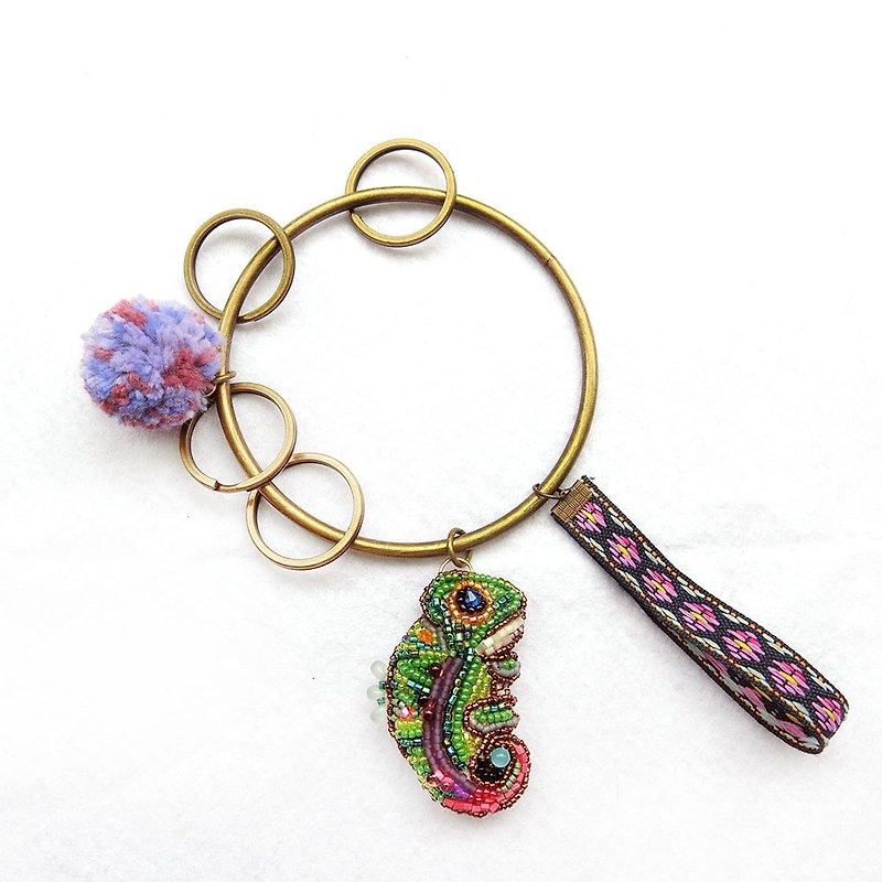 【壳艺品】变色龙手工珠绣钥匙圈 - 钥匙链/钥匙包 - 绣线 绿色
