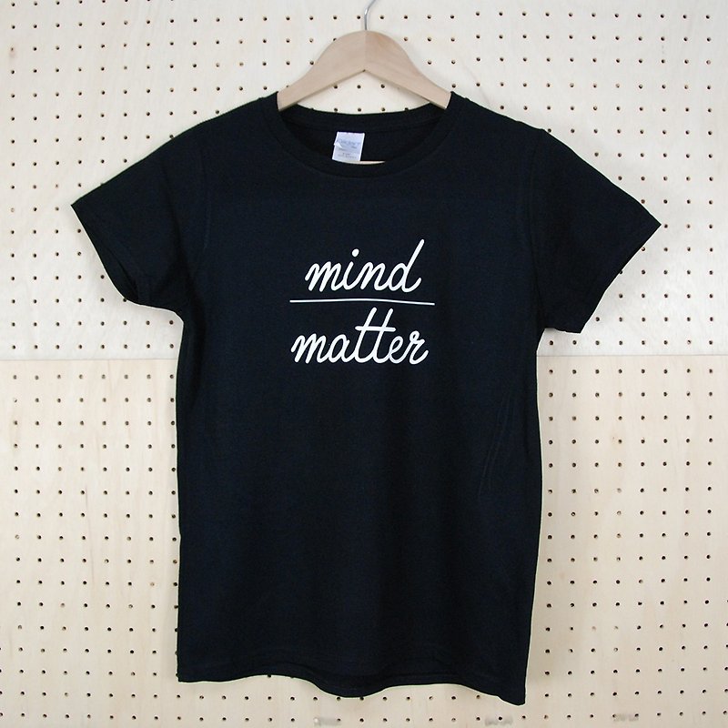 新创设计师-T恤：【mind over matter】短袖 T-shirt《中性/修身》(黑)-850 Collections - 中性连帽卫衣/T 恤 - 棉．麻 黑色