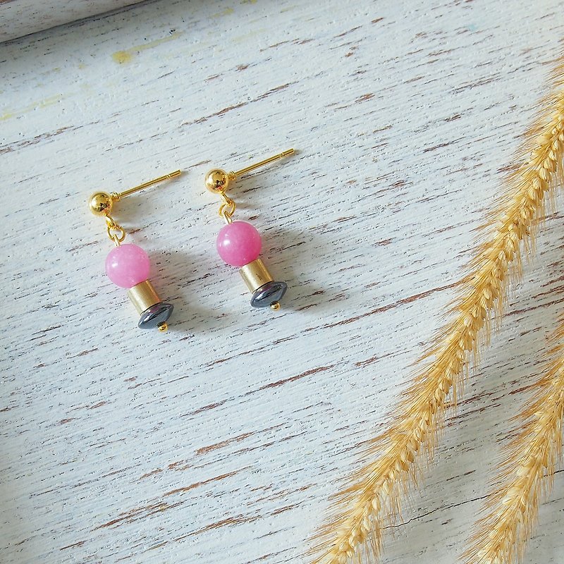 Minimal pink opal earrings - 耳环/耳夹 - 石头 粉红色