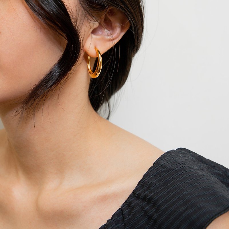 黄铜镀22K圈型耳环(中) - 耳环/耳夹 - 铜/黄铜 