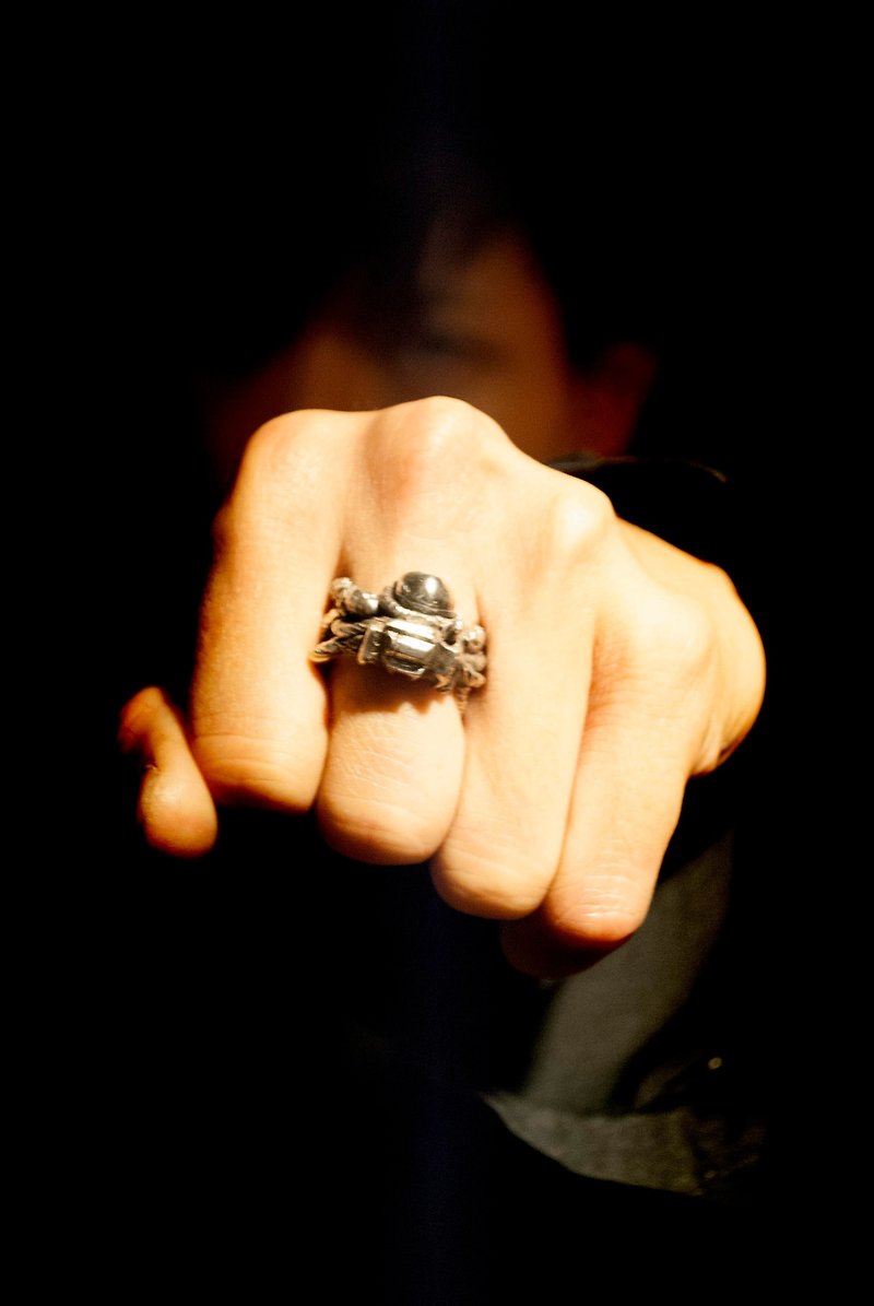 一本/手工银饰/戒指/Spaceman - 戒指 - 其他金属 银色