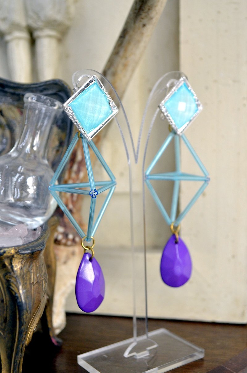 TIMBEE LO 蓝色玻璃管串珠 几何立体形状耳环 - 耳环/耳夹 - 玻璃 蓝色