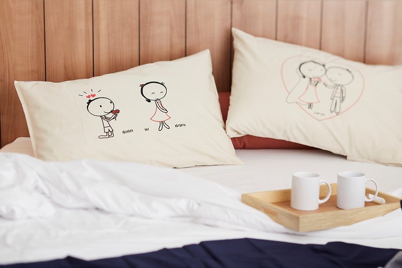 "Get on your knees" Couple Pillow Case: 004 - 枕头/抱枕 - 棉．麻 