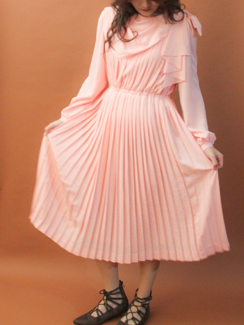 复古秋冬日本制甜美浪漫两穿百折浮夸粉红色长袖古着洋装 - 洋装/连衣裙 - 聚酯纤维 粉红色