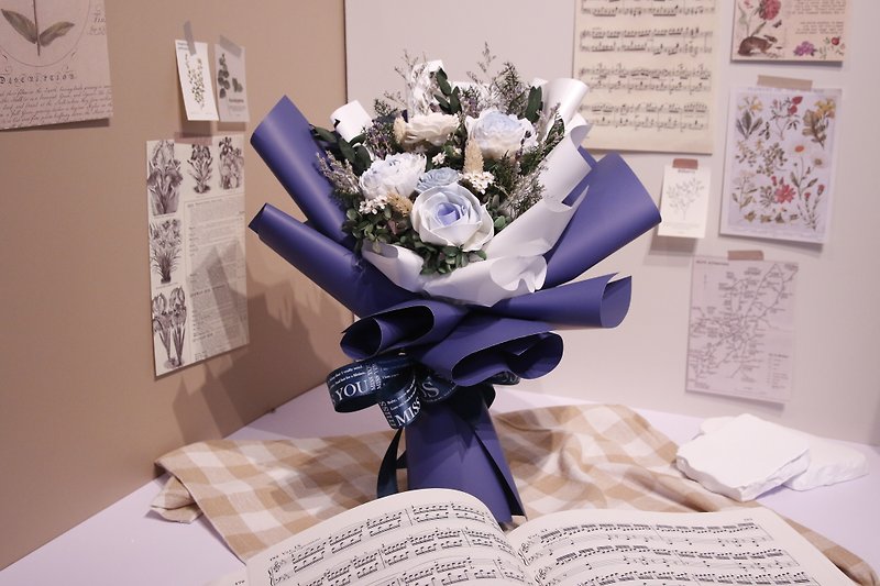 【中型索拉花束】— 绅士蓝花束 - 干燥花/捧花 - 植物．花 蓝色