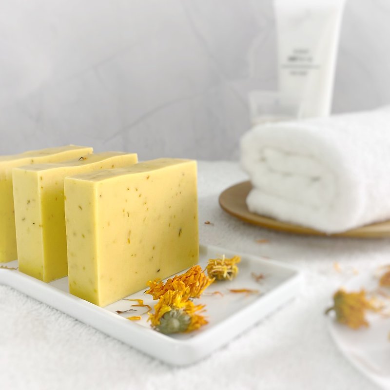 金盏花精萃手工皂 - 肥皂/手工皂 - 其他材质 黄色