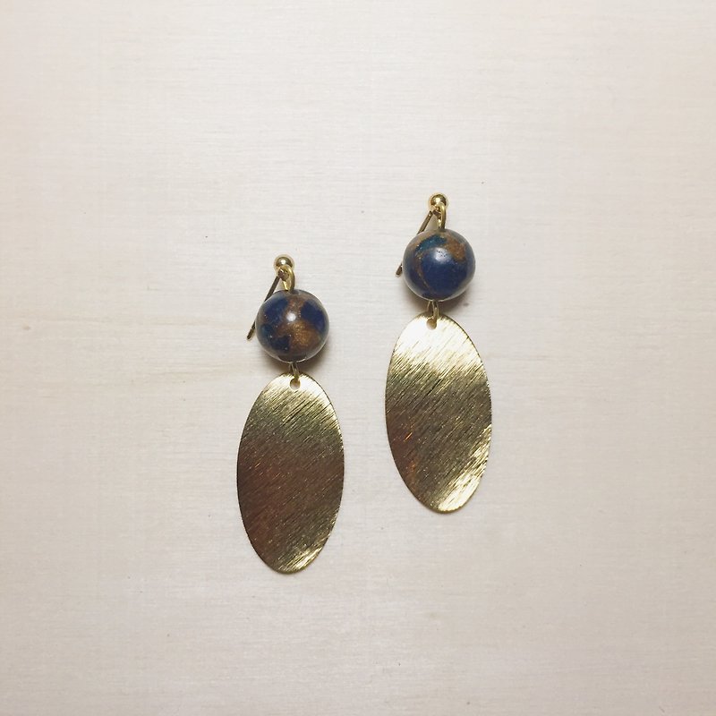 金蓝石拉丝椭圆耳环 - 耳环/耳夹 - 半宝石 蓝色