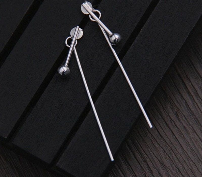 Genuine S 925 Sterling Silver Women Simple Strip Earrings Dual-use Removable - 耳环/耳夹 - 纯银 银色