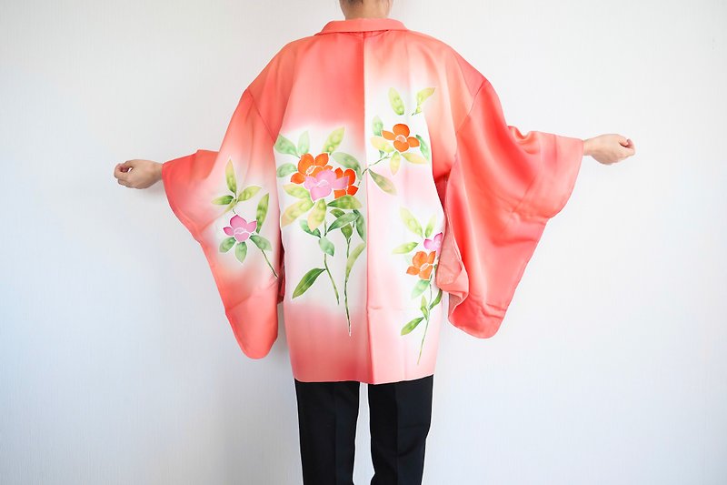 Embroidered kimono, floral haori, vintage kimono, kimono jacket, Japanese kimono - 女装休闲/机能外套 - 丝．绢 粉红色
