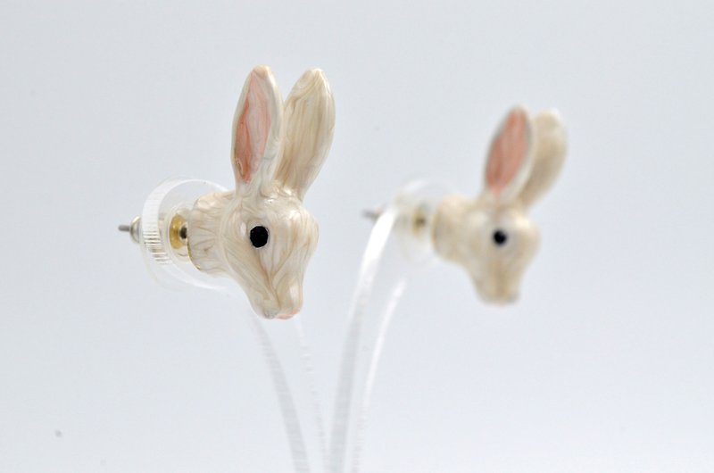 TIMBEE LO 兔子头耳钉 米白 粉红  树脂珐琅手绘涂层 限量商品 - 耳环/耳夹 - 其他材质 白色