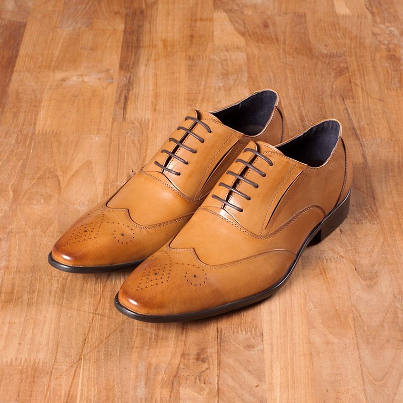 Vanger 优雅美型·时髦仕绅雕花皮鞋 Va88褐色 - 男款休闲鞋 - 真皮 咖啡色
