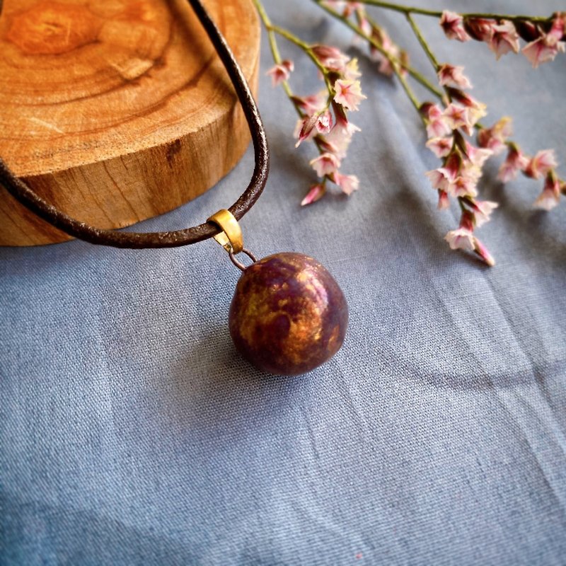 【毕业礼物】香水精油项链-鎏金贵紫(小)|手作陶艺|香氛扩香 - 项链 - 瓷 紫色