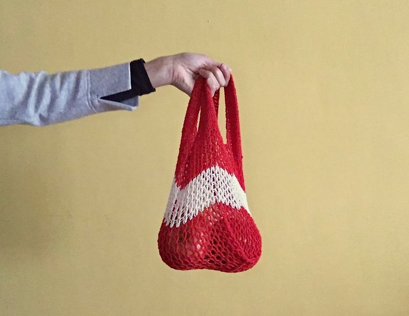 背心型扁东bag 西瓜红款 - 手提包/手提袋 - 聚酯纤维 