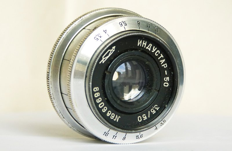 Industar-50 苏联银煎饼镜头，适用于 SLR 3.5/50 M39 接环 KMZ Zenit - 相机 - 其他材质 银色