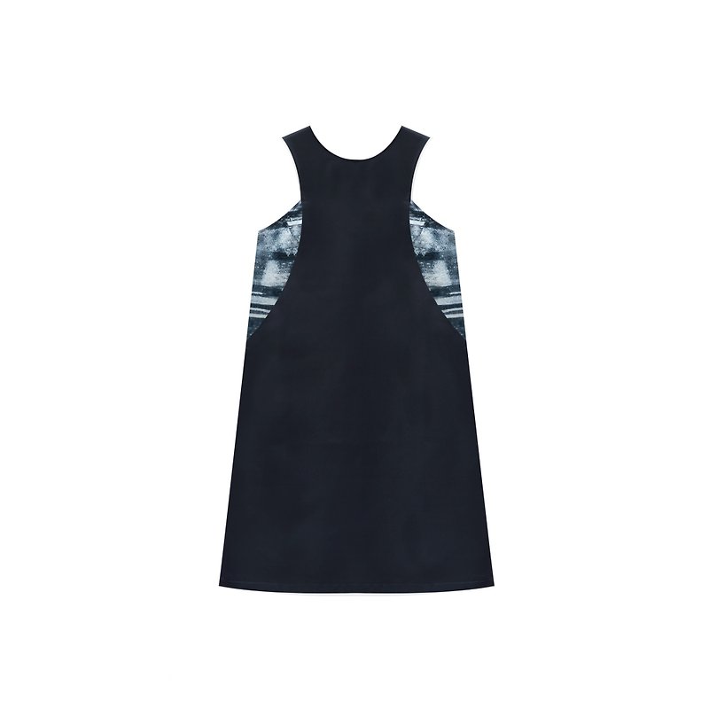 Greyblack V Cut Dress (Size M) - 洋装/连衣裙 - 其他材质 白色